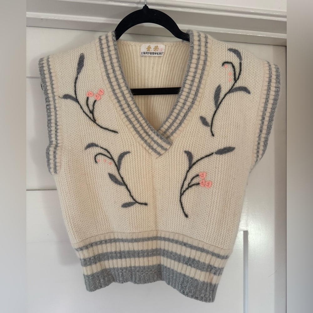 Real Vintage Japanese Cottage Core Knit Sweater Vest